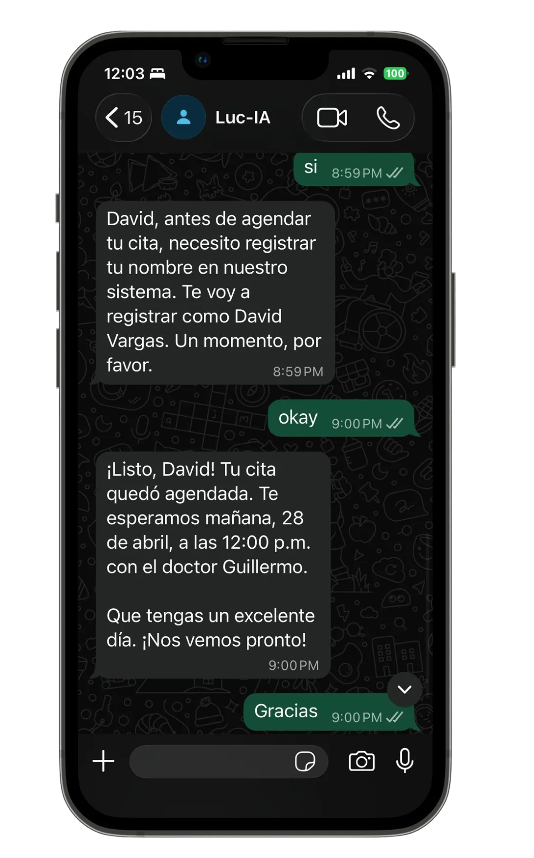 Captura de chat WhatsApp con asistente IA